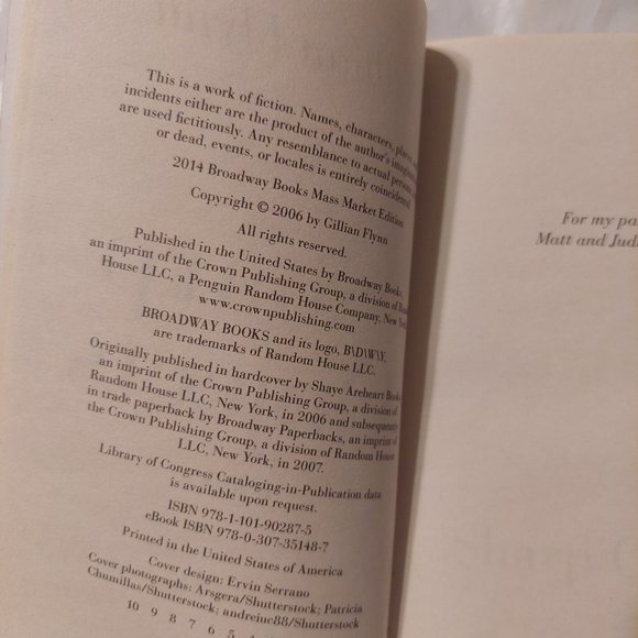 Sharp Objects - Picture 4 of 5